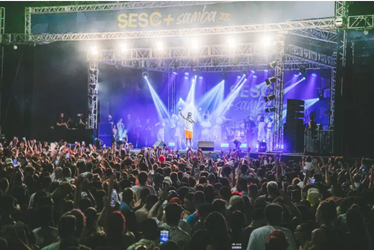 Sesc + Samba: mais de cinco mil pessoas vibraram em show promovido pelo Sesc-DF