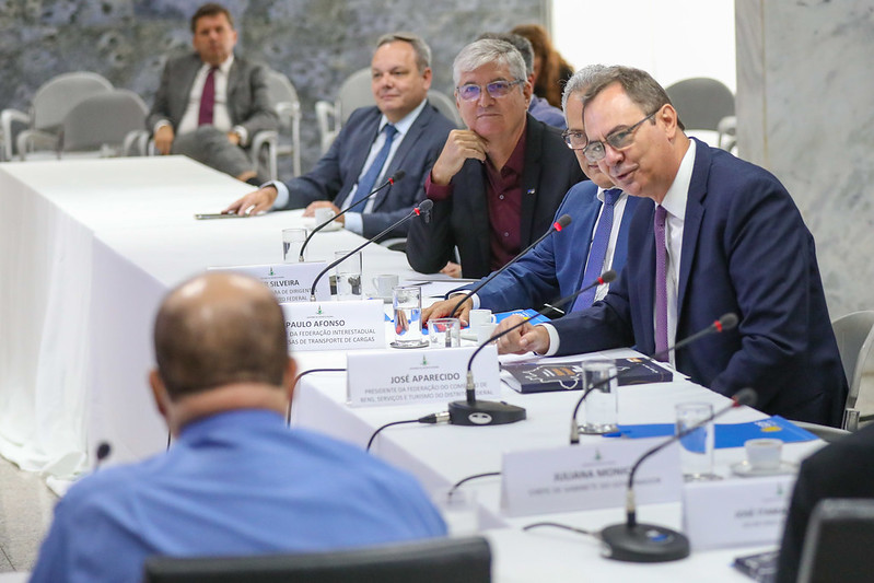 Governador Ibaneis recebe representantes das federações do setor produtivo