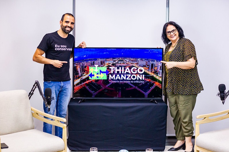 Senadora Damares aproveita podcast para falar sobre crise do governo Lula