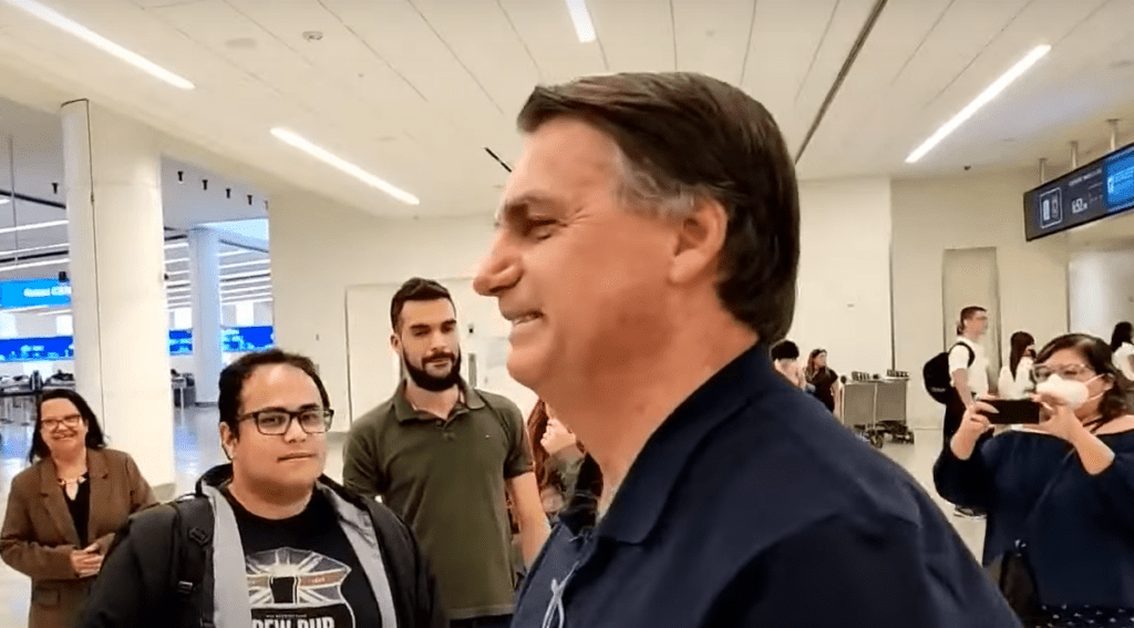 Bolsonaro apresentou taquicardia e dificuldade para respirar na última semana