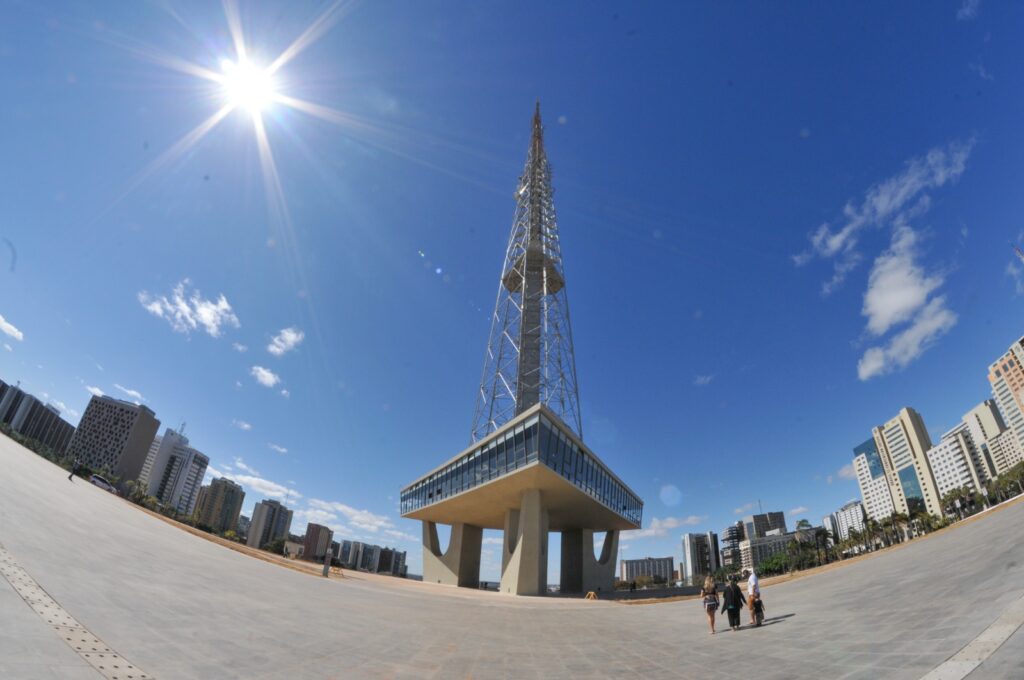 BRB promove ações em comemoração aos 56 anos da Torre de TV