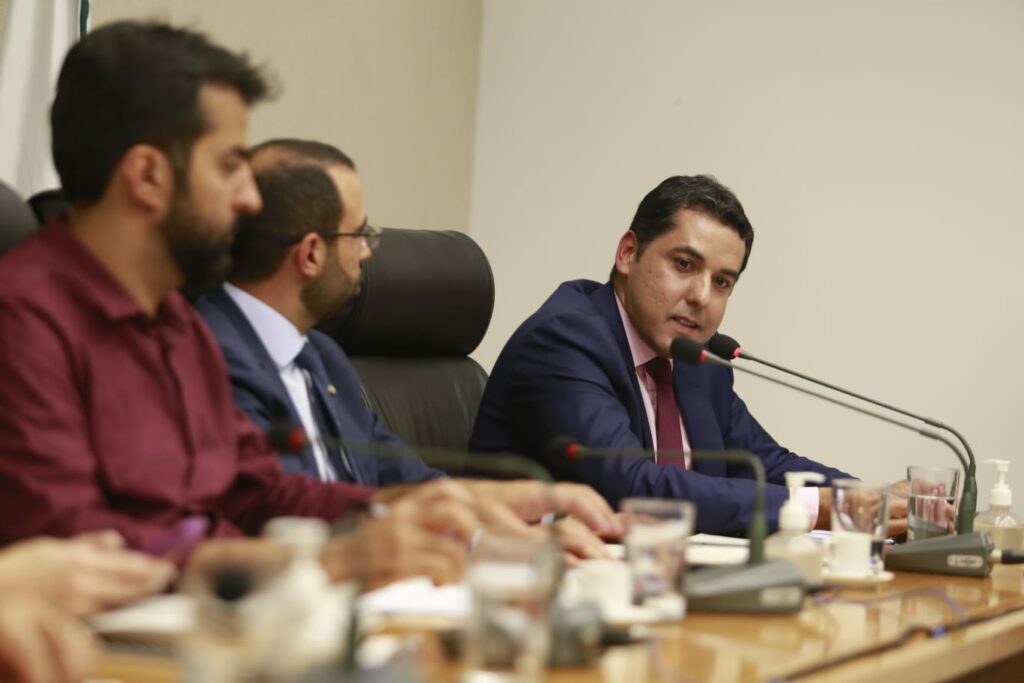 Juracy Cavalcante Júnior assume a presidência do IgesDF