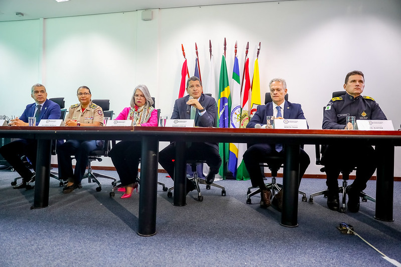 Governo Ibaneis anuncia plano de segurança contra violência nas escolas