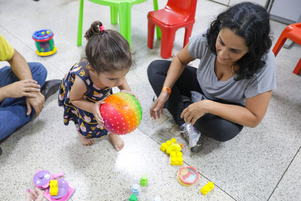 Governo do DF tem quatro centros especializados para pessoas com autismo