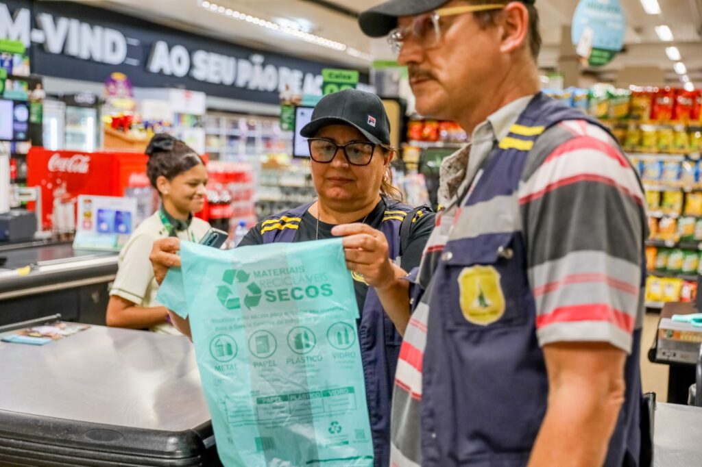 DF Legal amplia prazo para comércios se adaptarem à lei das sacolas plásticas