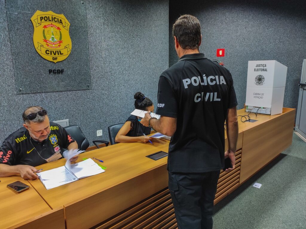 Policiais civis reelegem “União e Luta” para diretoria do Sinpol-DF