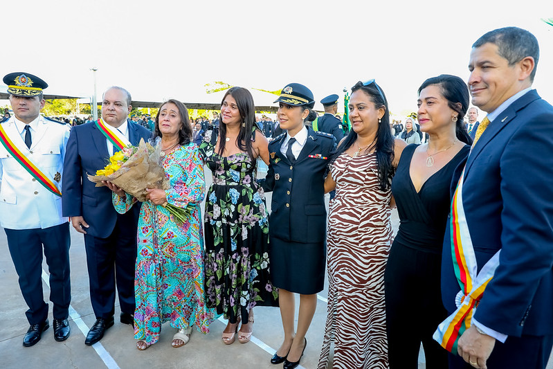 Governador Ibaneis entrega Medalha Tiradentes, maior honraria da PMDF