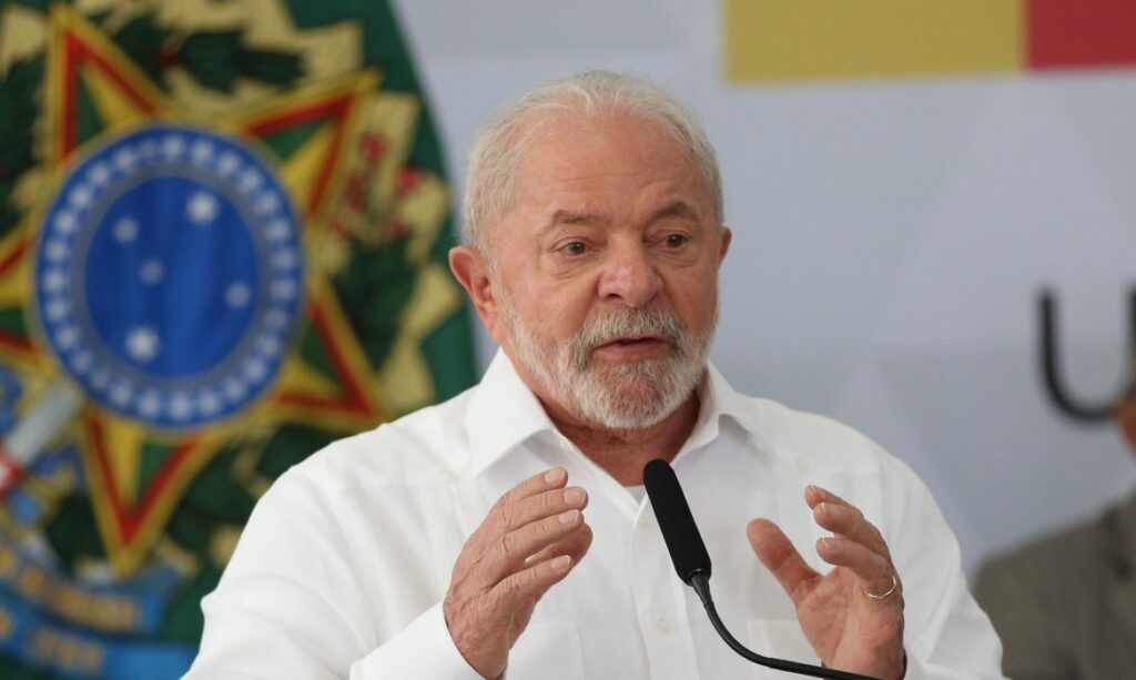 Oposição busca impeachment de Lula após crime de responsabilidade