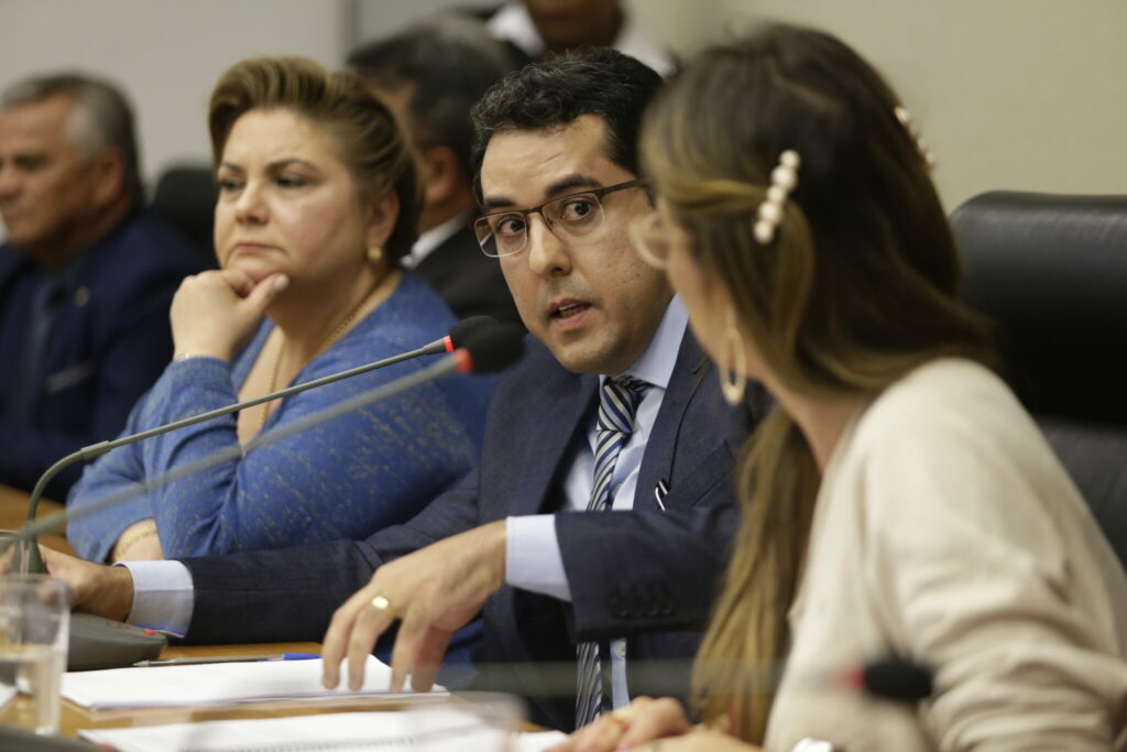 Relatório de gestão de saúde é apresentado à Câmara Legislativa