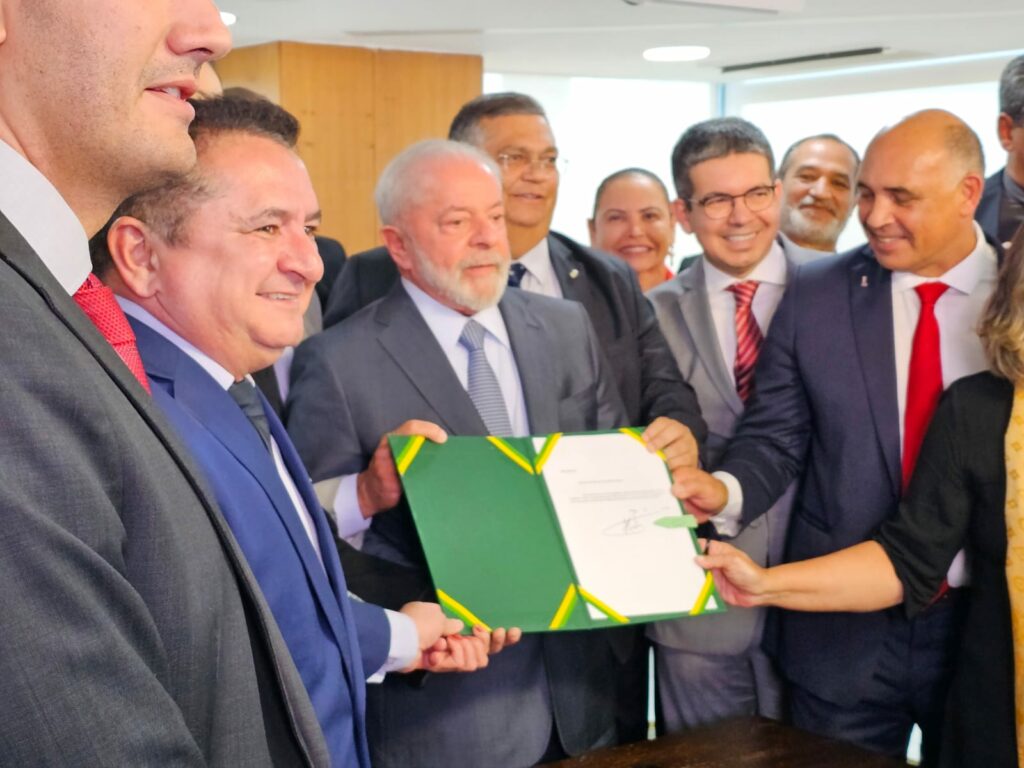 Governo federal encaminha ao Congresso PLN para reajuste dos policiais civis