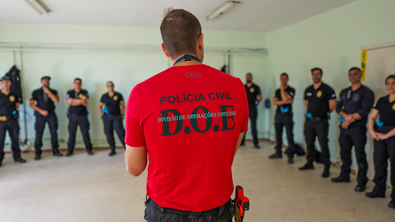 Policiais civis do DF são capacitados para intervenções emergenciais em escolas