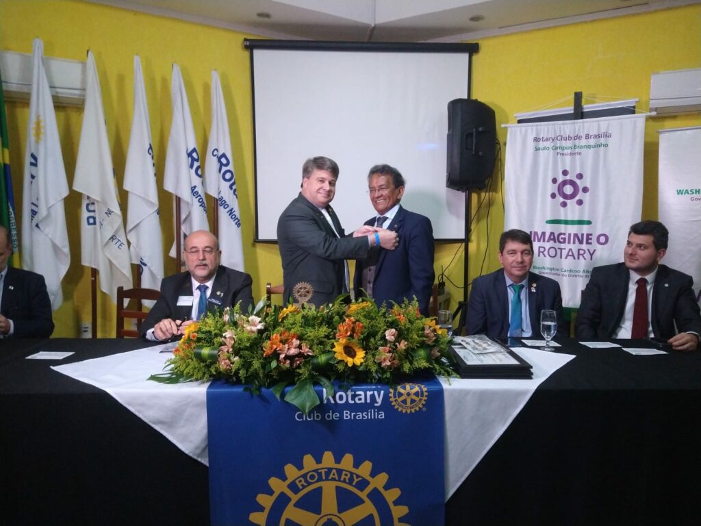 Toni Duarte assume a presidência do Rotary Club de Brasília para o biênio 23/24