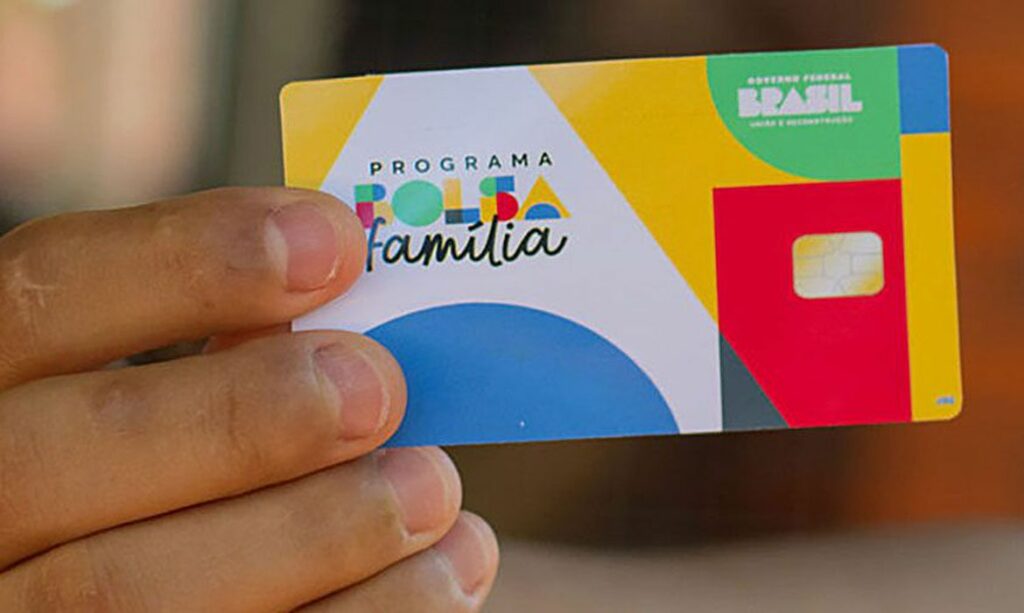 Beneficiários do Bolsa Família com CPF irregular podem ter benefícios bloqueados