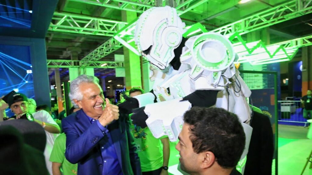 Caiado ressalta a Campus Party como uma feira de resgate social