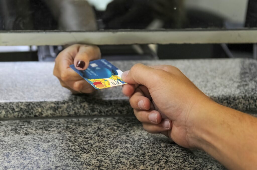 Novos beneficiários do DF Social têm até quinta para abrir conta no BRB