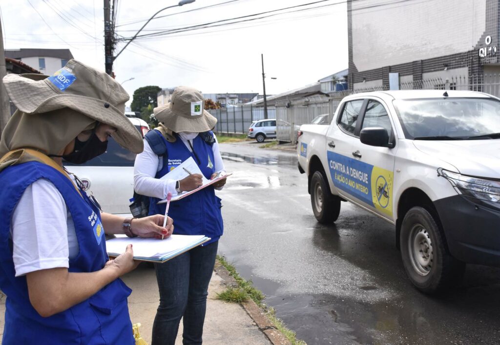 Secretaria de Saúde do DF usa novas tecnologias e testa armadilhas contra a dengue