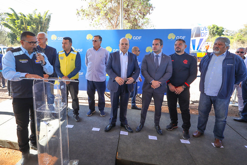 Governador Ibaneis entrega duplicação de trecho da DF-001 no Jardim Botânico