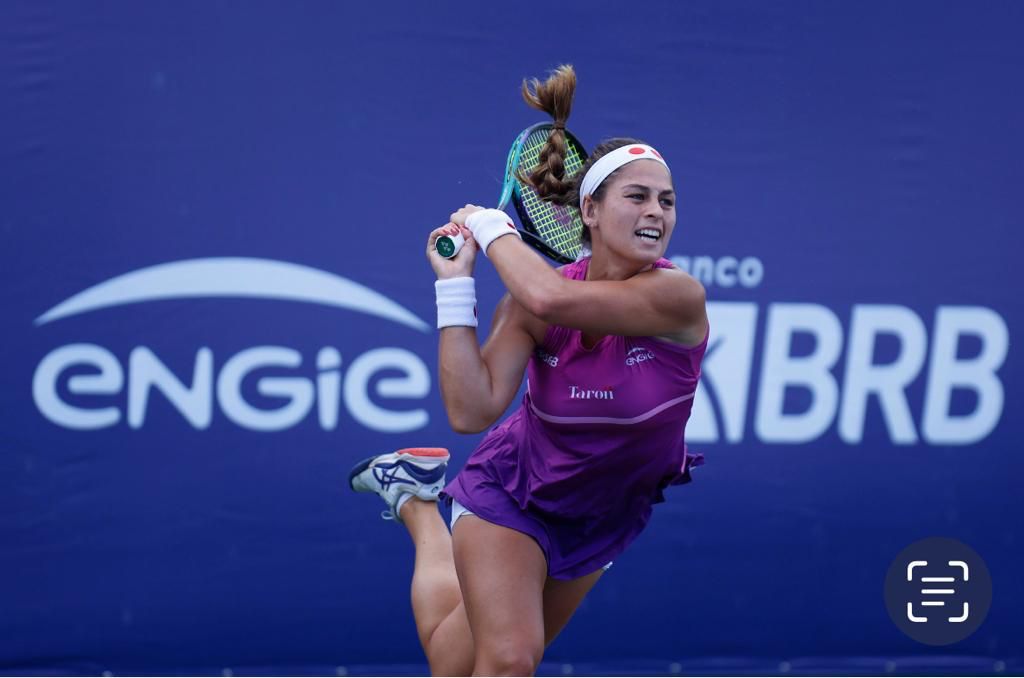 Com apoio do GDF, tenista Carol Meligeni estreia em torneio internacional
