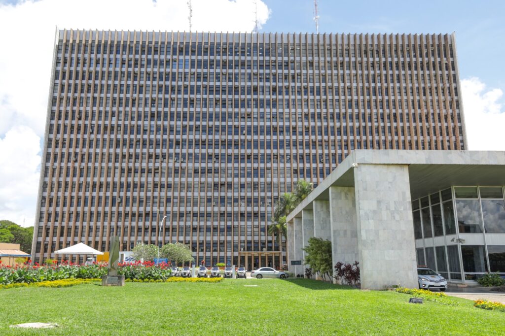Órgãos do Governo do DF firmam cooperação para ampliar transparência