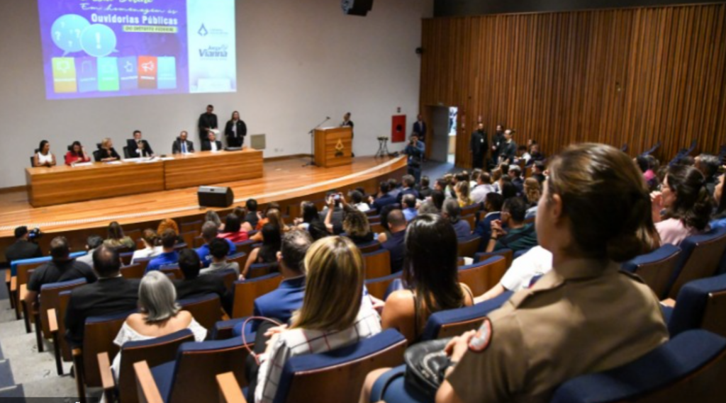 Ouvidorias do GDF são homenageadas na Câmara Legislativa