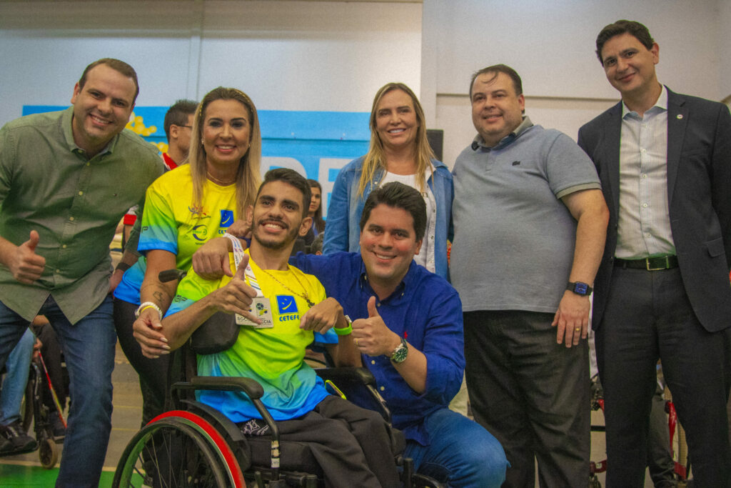 Celina apresenta atividades do Centro Olímpico do Gama ao novo ministro do Esporte