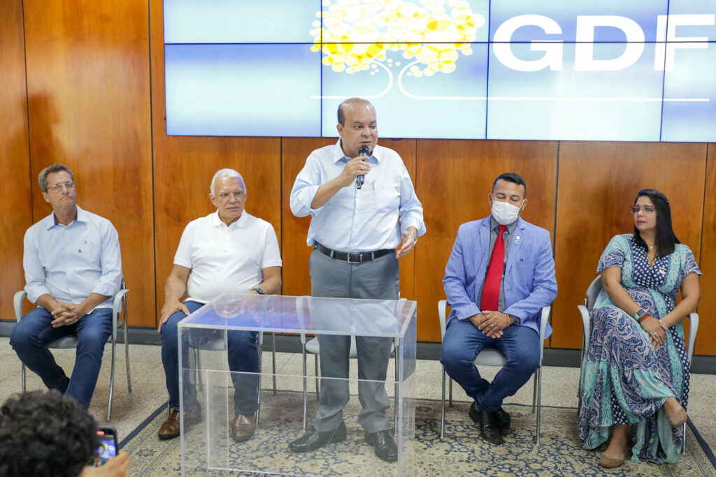 Governador Ibaneis concede licença de instalação ao Residencial Mansões Itaipu