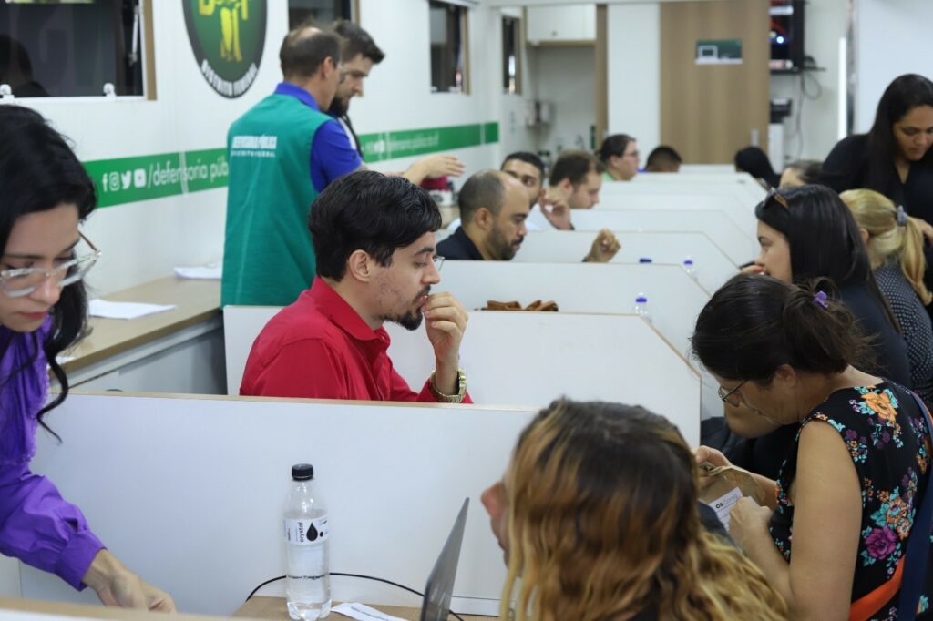 Unidade móvel da Defensoria já levou assistência jurídica gratuita a 7,1 mil pessoas