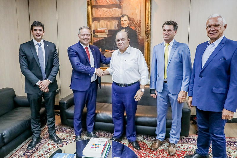 Ibaneis Rocha e ministro dos Transportes anunciam duplicação do trecho da BR-080