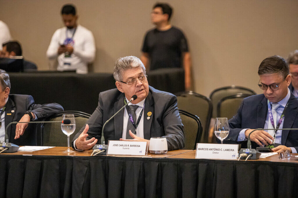Congresso chileno reúne autoridades do setor aduaneiro