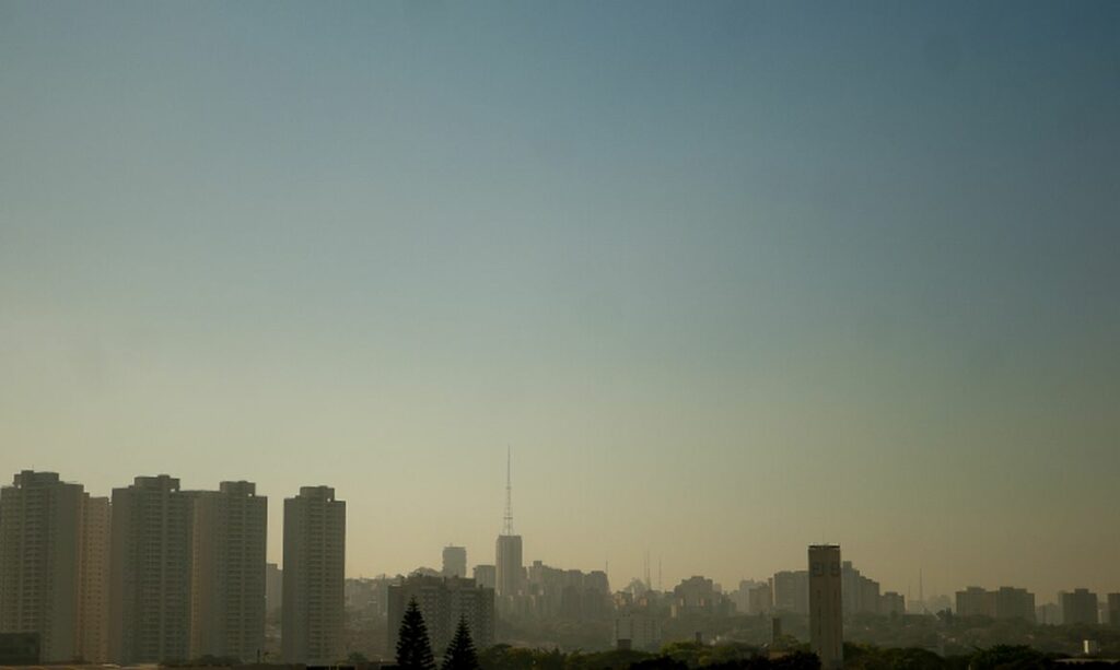 Calorão fora de época faz demanda por energia subir 6,2% em setembro