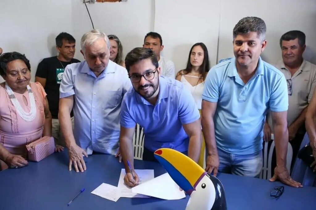 Sérgio Izalci é eleito presidente do PSDB no Distrito Federal
