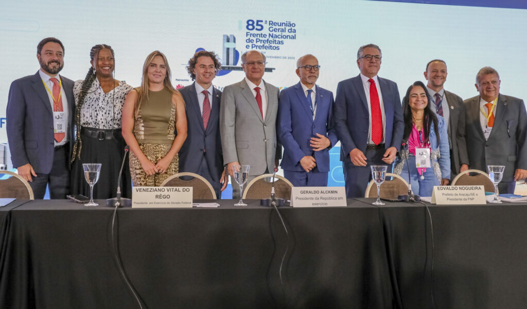 DF trabalha pela integração da saúde e mobilidade com municípios vizinhos