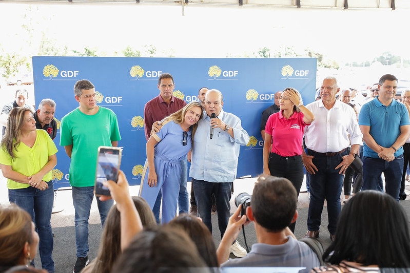 Ibaneis entrega pavimentação da VC-361, tornando rota de motoristas do Gama mais segura