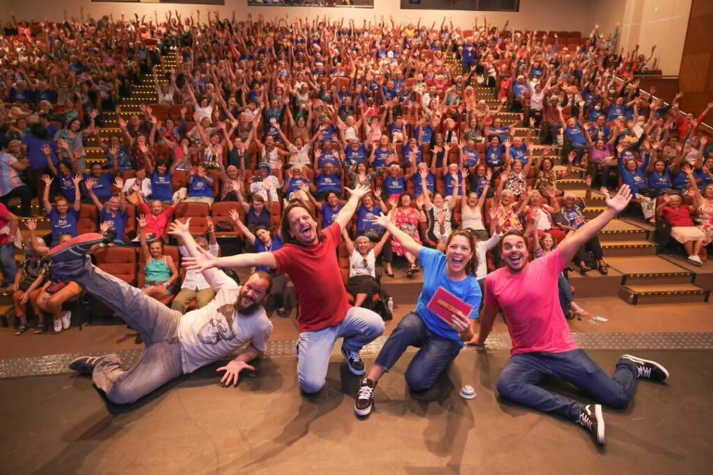 Agenda cultural: Sesc-DF terá fim de semana com Tributo a Raul Seixas, sessão de teatro e stand up