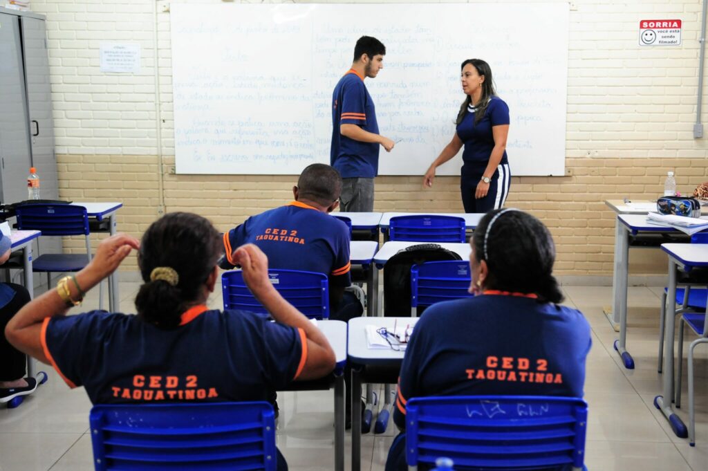 Inscrições para a EJA se encerram no domingo no Distrito Federal