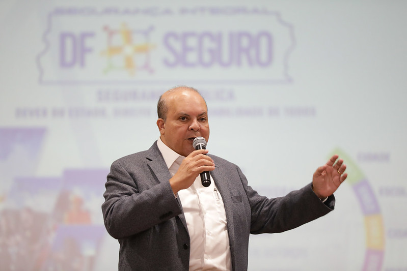 Ibaneis assina política de enfrentamento a assédio moral e sexual