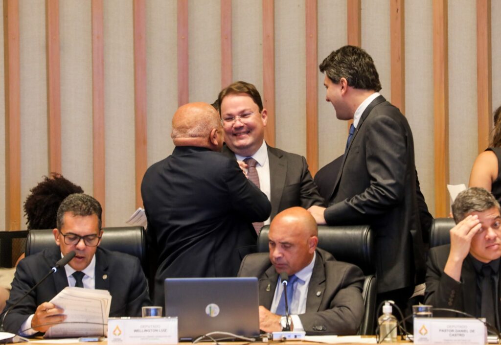 Câmara Legislativa aprova Orçamento de 2024 garantindo reajuste aos servidores