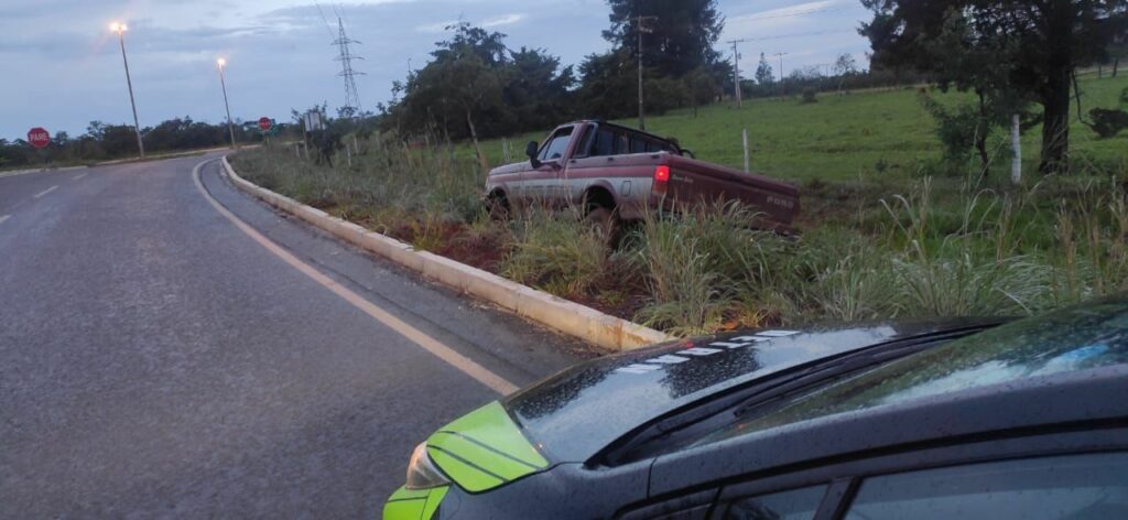 Agente do Detran-DF recupera veículo roubado
