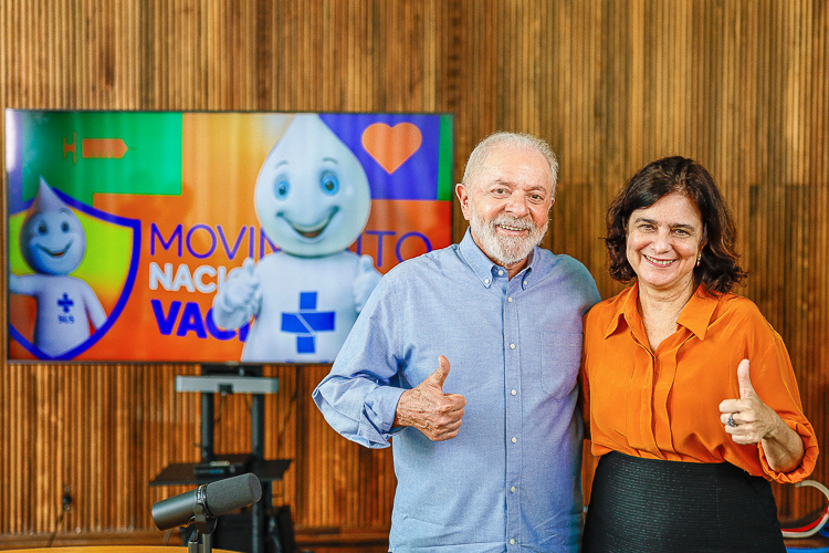 Após pressão popular, ministra de Lula recua e suspende nota técnica sobre aborto