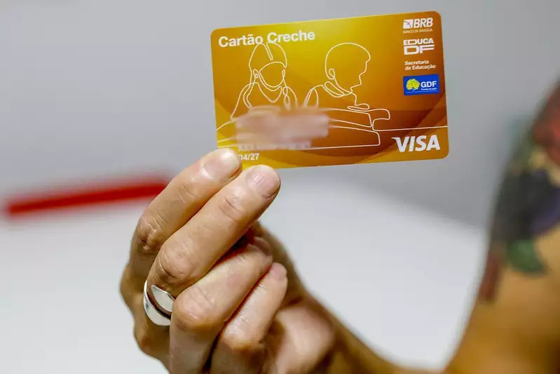 Governo Ibaneis eleva valor do Cartão Creche e amplia atendimento em 2024