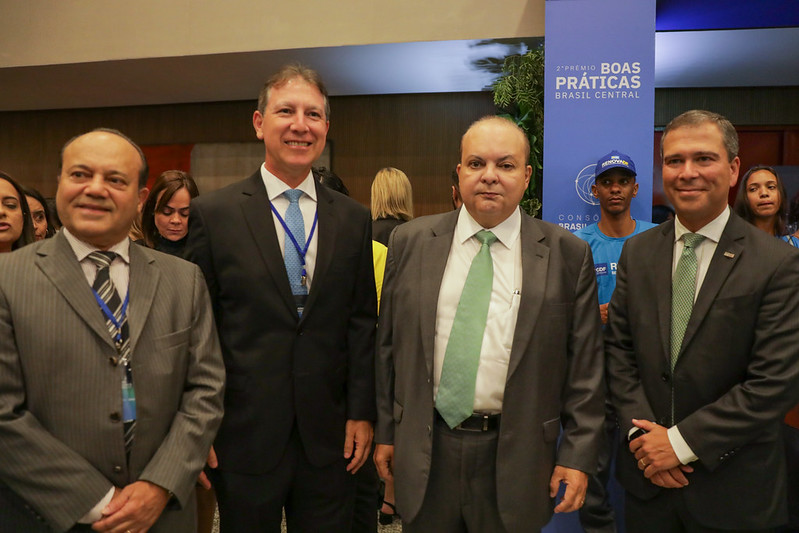 Com Ibaneis, plano de combate à fome ganha reforço de governadores do Brasil Central
