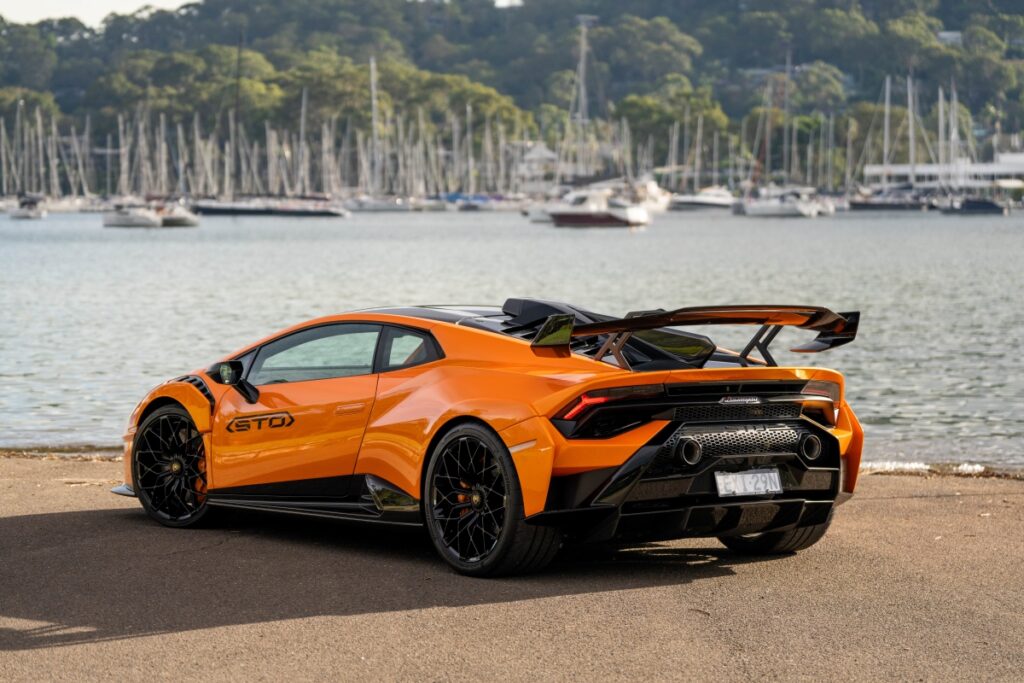 IPVA no Distrito Federal: Lamborghini Huracan STO lidera com maior valor