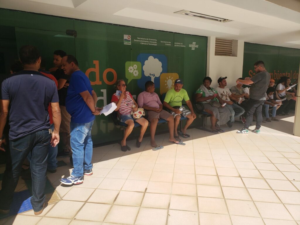 GDF abre novas chances de trabalho temporário para ambulantes