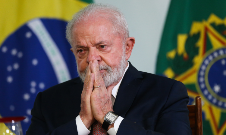 Após esbravejar, Lula recua e desiste de retaliar tarifas dos EUA