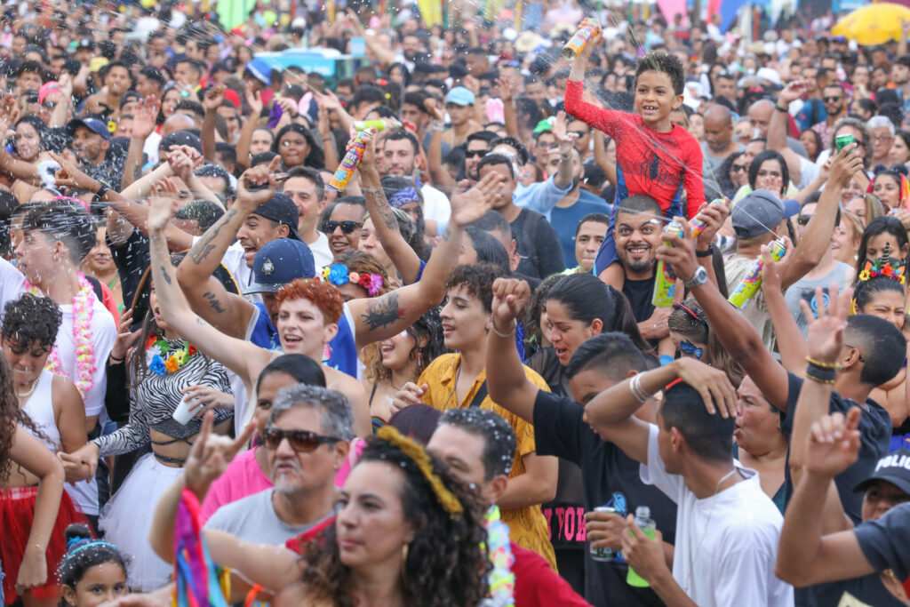 Carnaval 2024: 12 blocos de rua garantem a folia do DF nesta segunda-feira