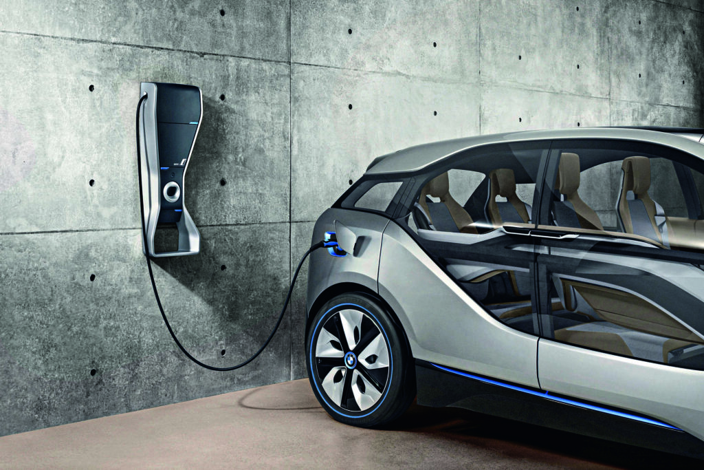 GDF amplia isenção de IPVA para carros elétricos ou híbridos seminovos