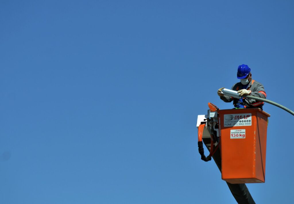 CEB investe mais de R$ 1,3 milhão em luminárias de LED em Ceilândia