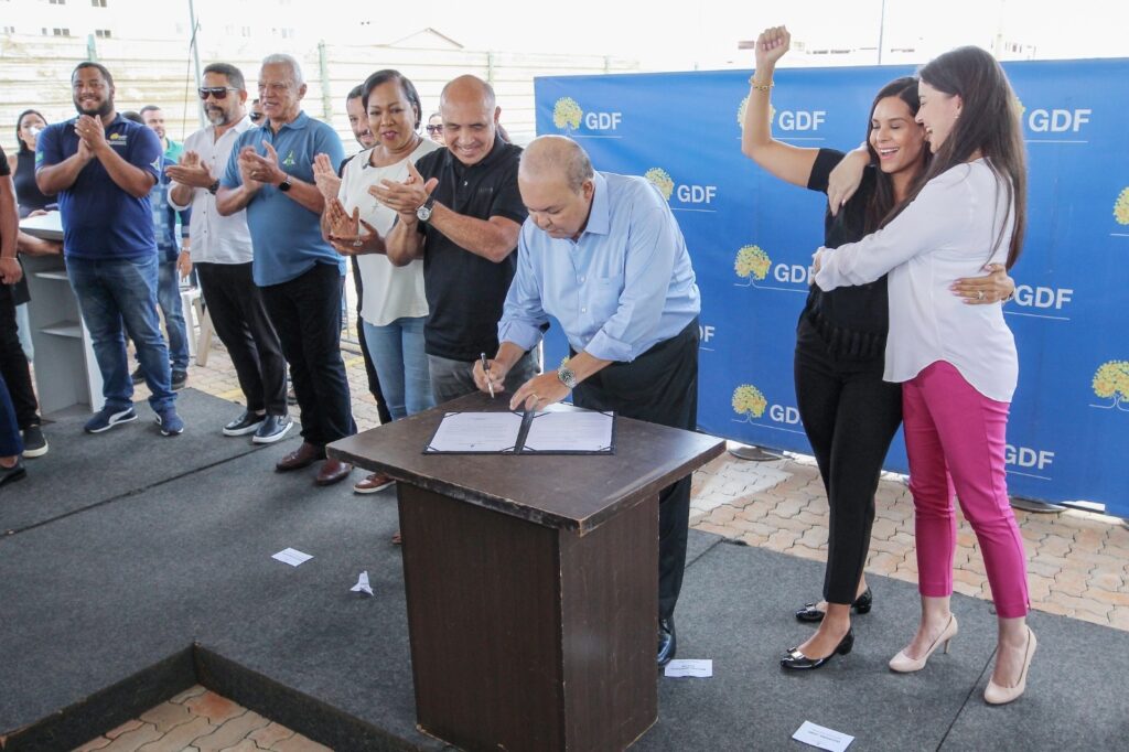 Governador encaminha reestruturação da carreira de assistência social à CLDF