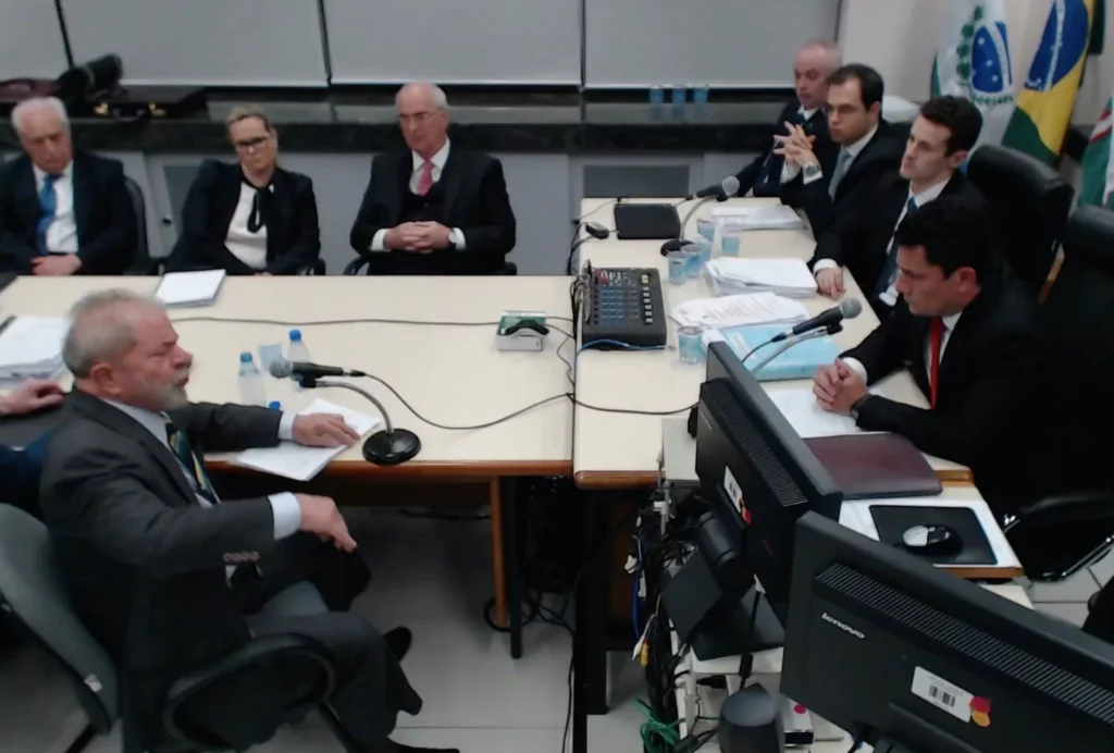Moro celebra 10 anos da Lava Jato e ressalta importância do combate à corrupção