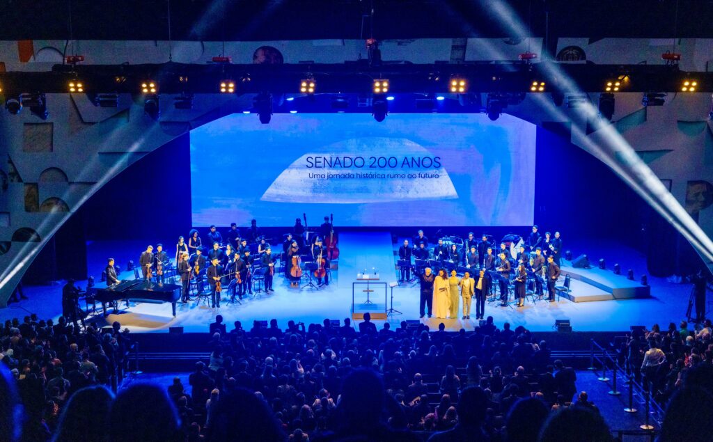 Grupo dos Mais Vividos do Sesc-DF prestigia concerto em celebração aos 200 anos do Senado